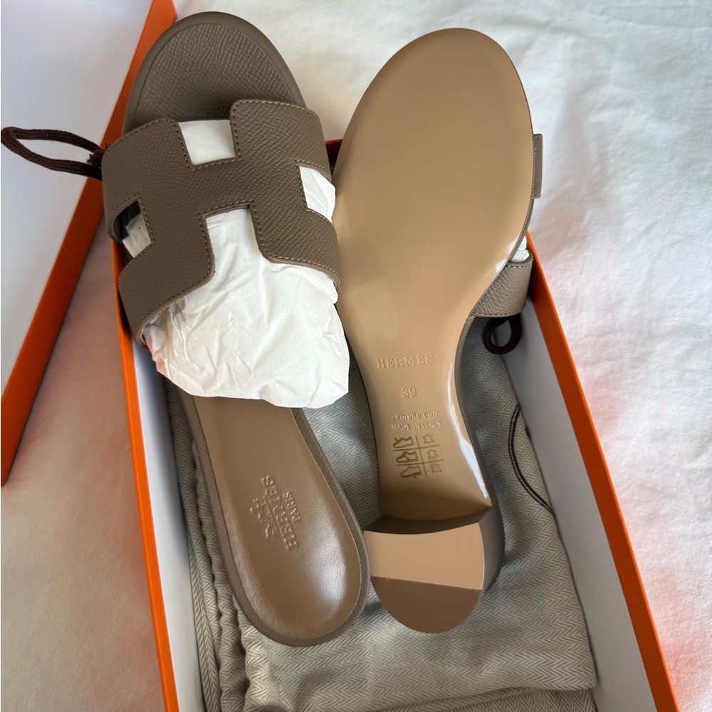 Hermes Oasis sandal